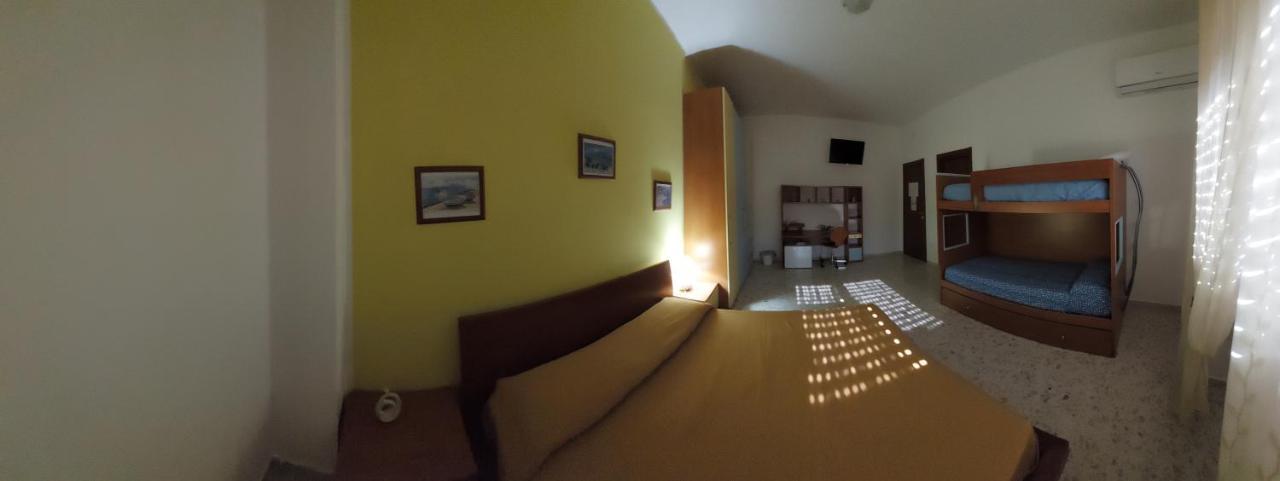 Lincoln B&B Caserte Extérieur photo